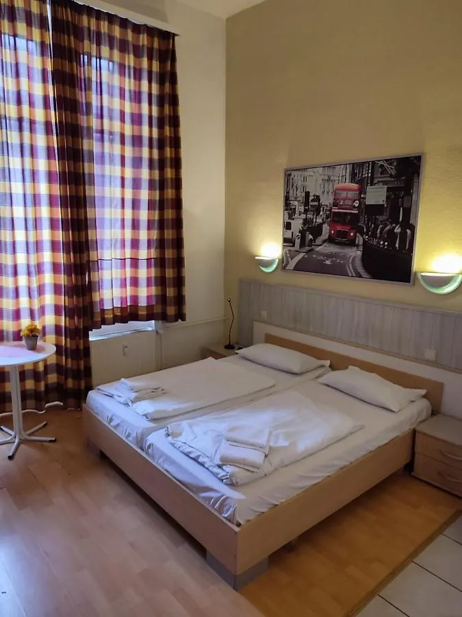 Hotel Komet Düsseldorf 3*,  Germania