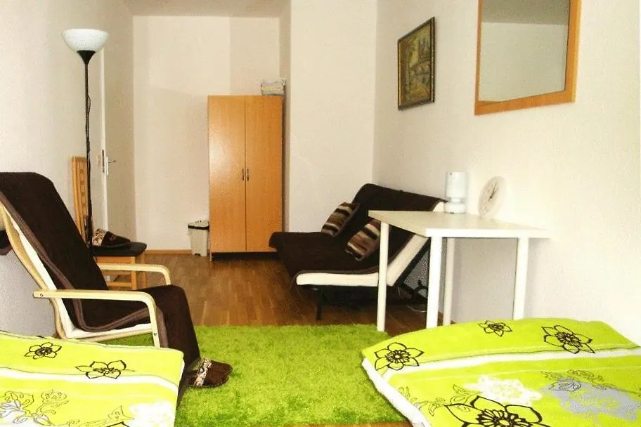 ***  Hotel Komet Düsseldorf Germania